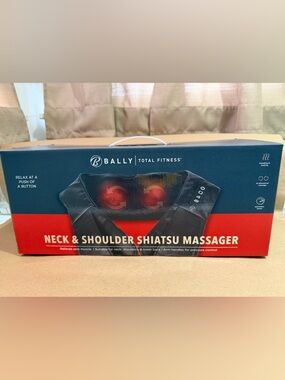 Neck & Shoulder Massager
Bally Total Fitness
Shiatsu Massager
New in Box